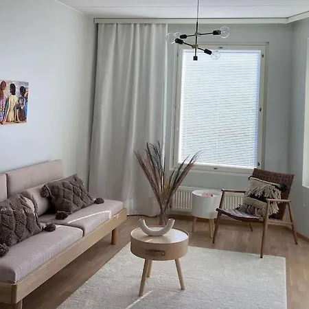 Beautiful - Own Parking Space Included Apartment