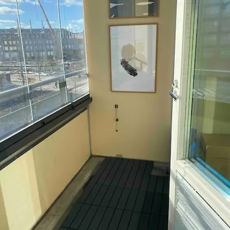 Beautiful - Own Parking Space Included Apartment