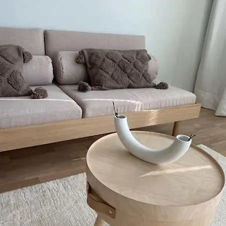 Beautiful - Own Parking Space Included * Vantaa